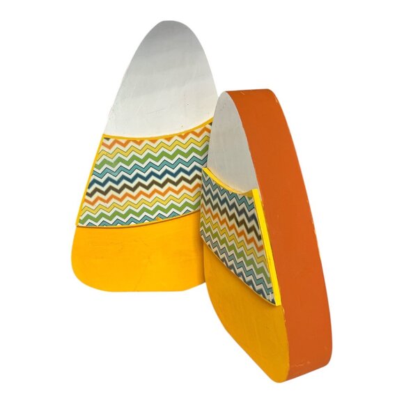 Set of 2 Wooden Candy Corn Decorations – 2010s Chevron Halloween Fall Rustic Far - Picture 2 of 4